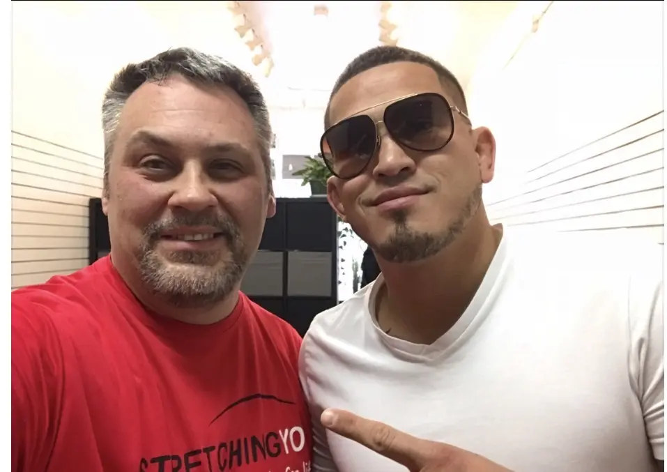 Anthony “Showtime” Pettis & Chuck — Former UFC lightweight champion